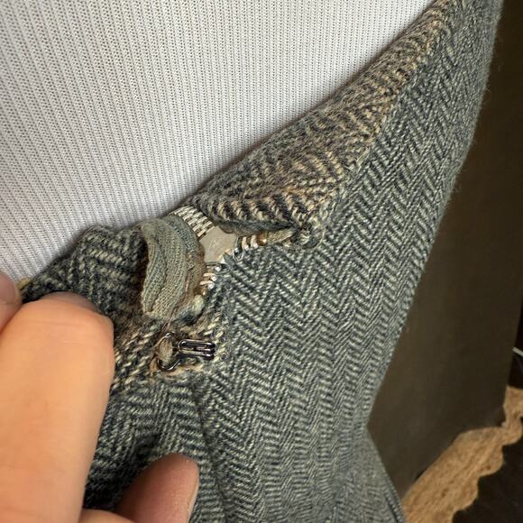 RARE 1950s Union-Made Wool Fit-and-Flare Dress | Tailored Herringbone Tweed - Picture 11 of 16